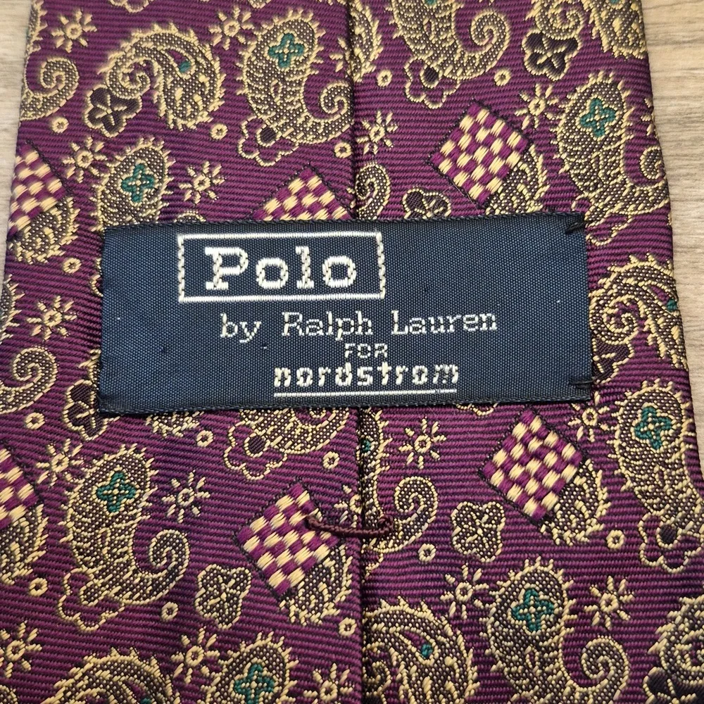 POLO‎ RAPH LAUREN Metallic Purple Beige Paisley USA Hand Made Mens Silk Tie VTG